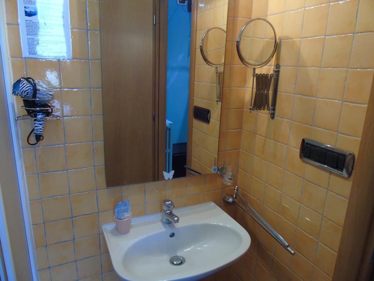 Hotel Rainbow Arma di Taggia Zewnętrze zdjęcie
